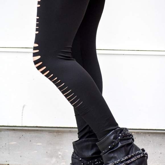 BLACK RIPPED LEGGINGS - Picture 2 of 3